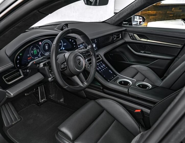 Porsche Taycan Kombi 0,0 640 kw