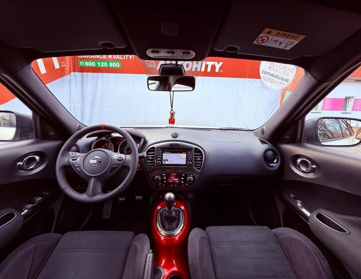 Nissan Juke SUV / Terénní 1,6 l 160 kw