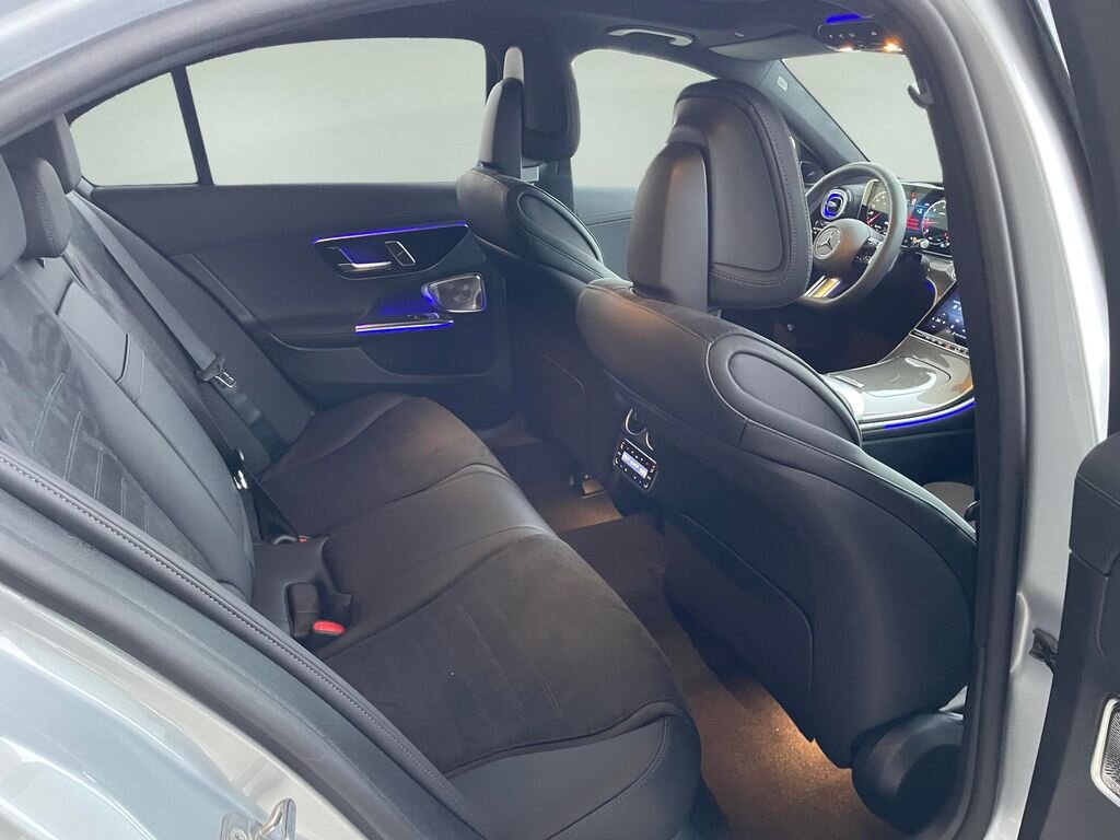 Mercedes-Benz Třídy C Sedan 2,0 l 145 kw