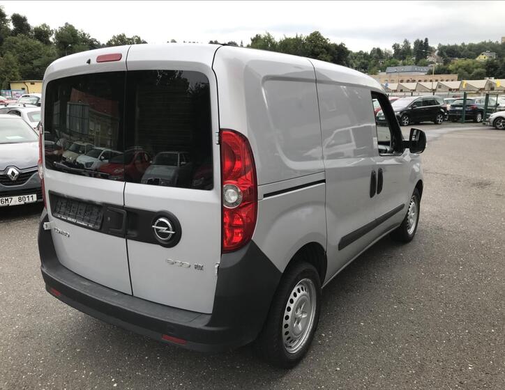 Opel Combo 6