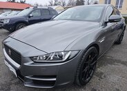 Jaguar XE 2