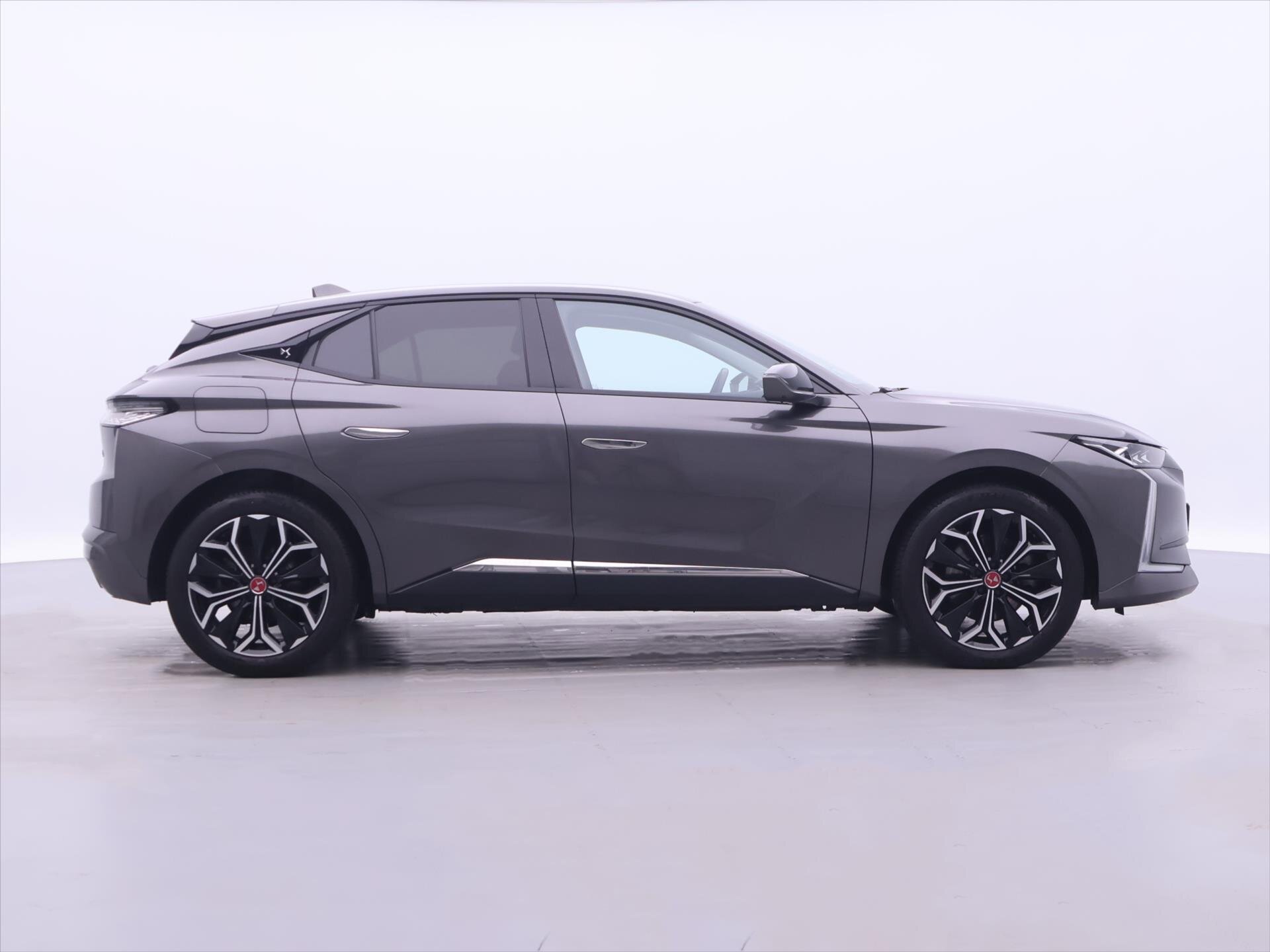 DS Automobiles DS4 Hatchback 1,6 l 165 kw