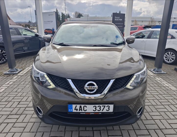Nissan Qashqai SUV / Terénní 1,2 l 85 kw