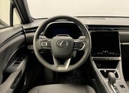 Lexus LBX SUV / Terénní 1,5 l 100 kw