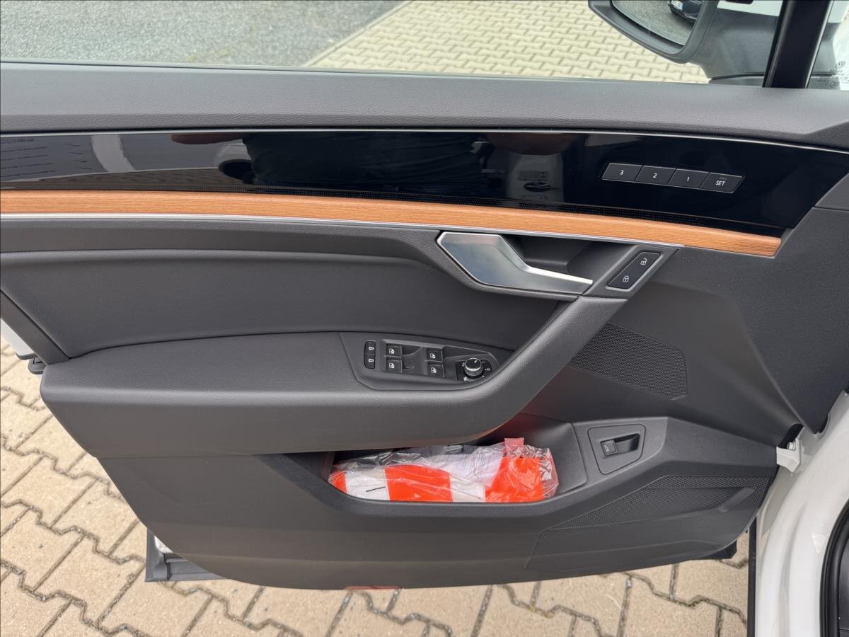Volkswagen Touareg SUV / Terénní 3,0 l 170 kw