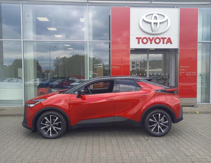 Toyota C-HR 3
