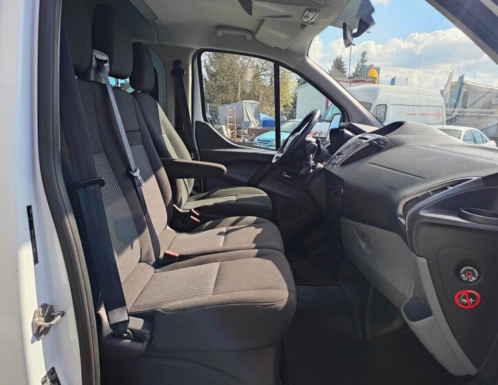 Ford Transit Custom VAN / Minibus 2,2 l 114 kw