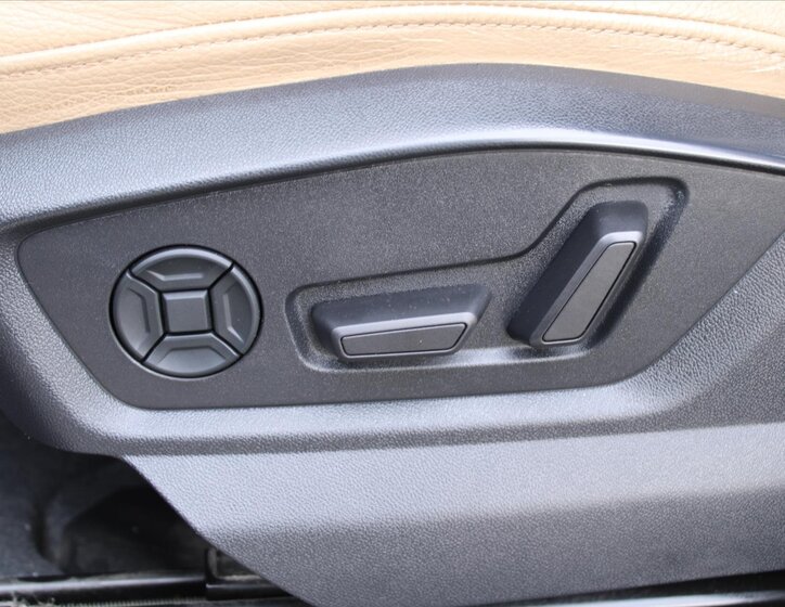 Audi Q8 SUV / Terénní 3,0 l 250 kw