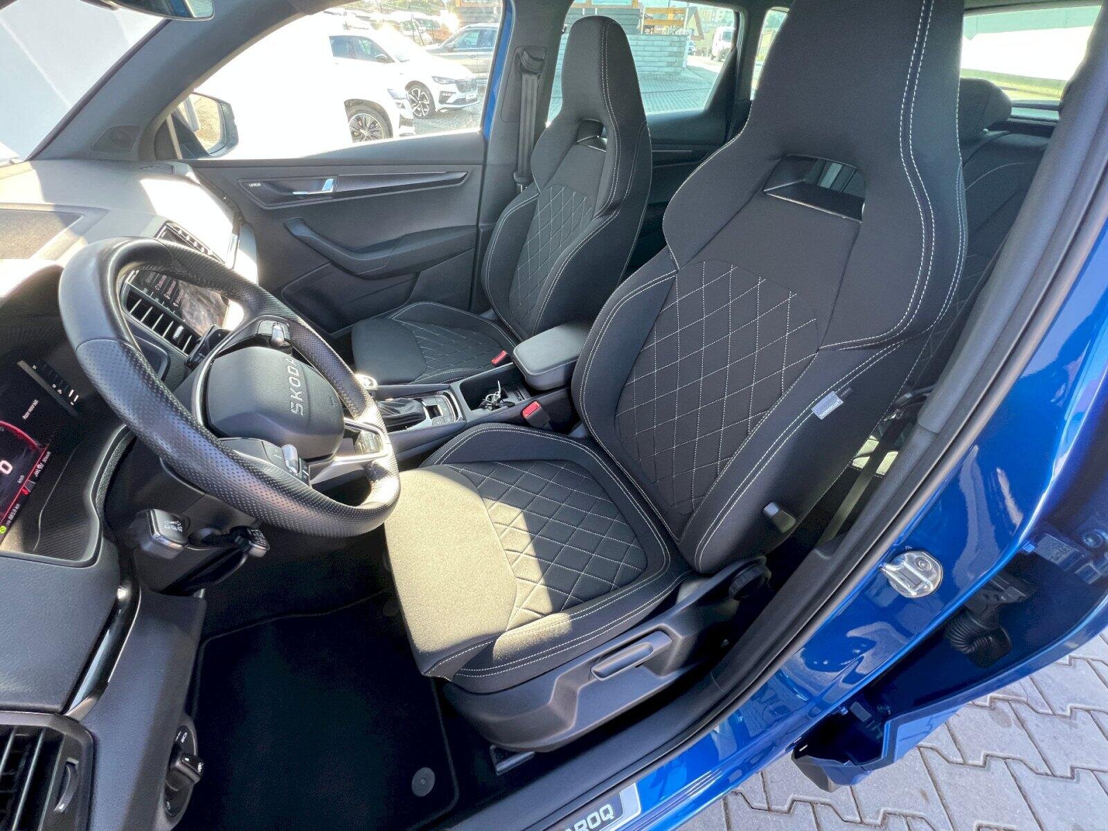 Škoda Karoq SUV / Terénní 1,5 l 110 kw