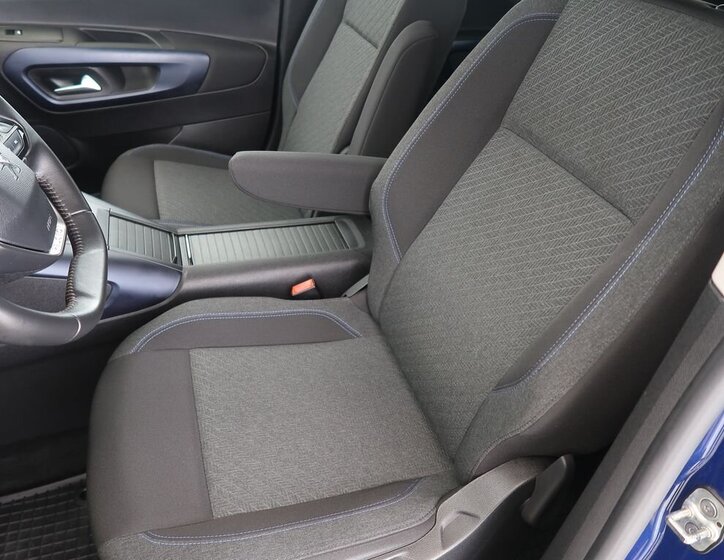 Peugeot Rifter MPV 1,5 l 96 kw