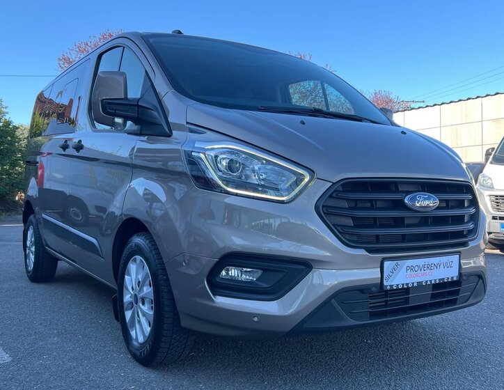 Ford Transit Custom Kombi 2,0 l 96 kw