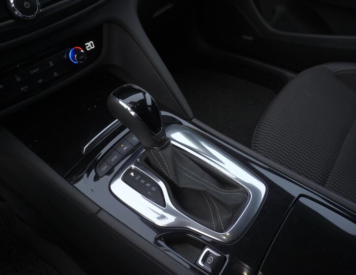 Opel Insignia Kombi 2,0 l 154 kw