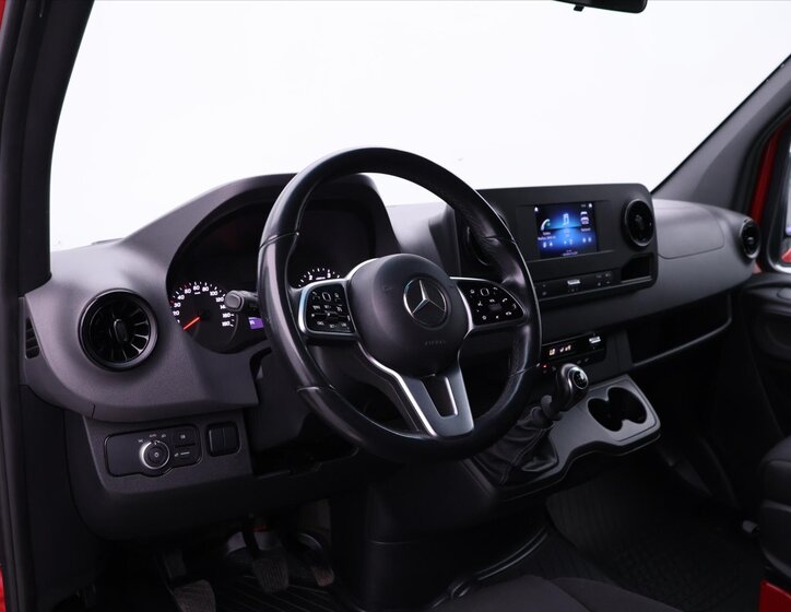 Mercedes-Benz Sprinter Kombi 2,0 l 125 kw