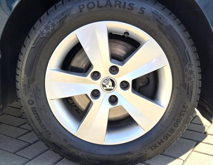 Škoda Superb Kombi 1,5 l 110 kw