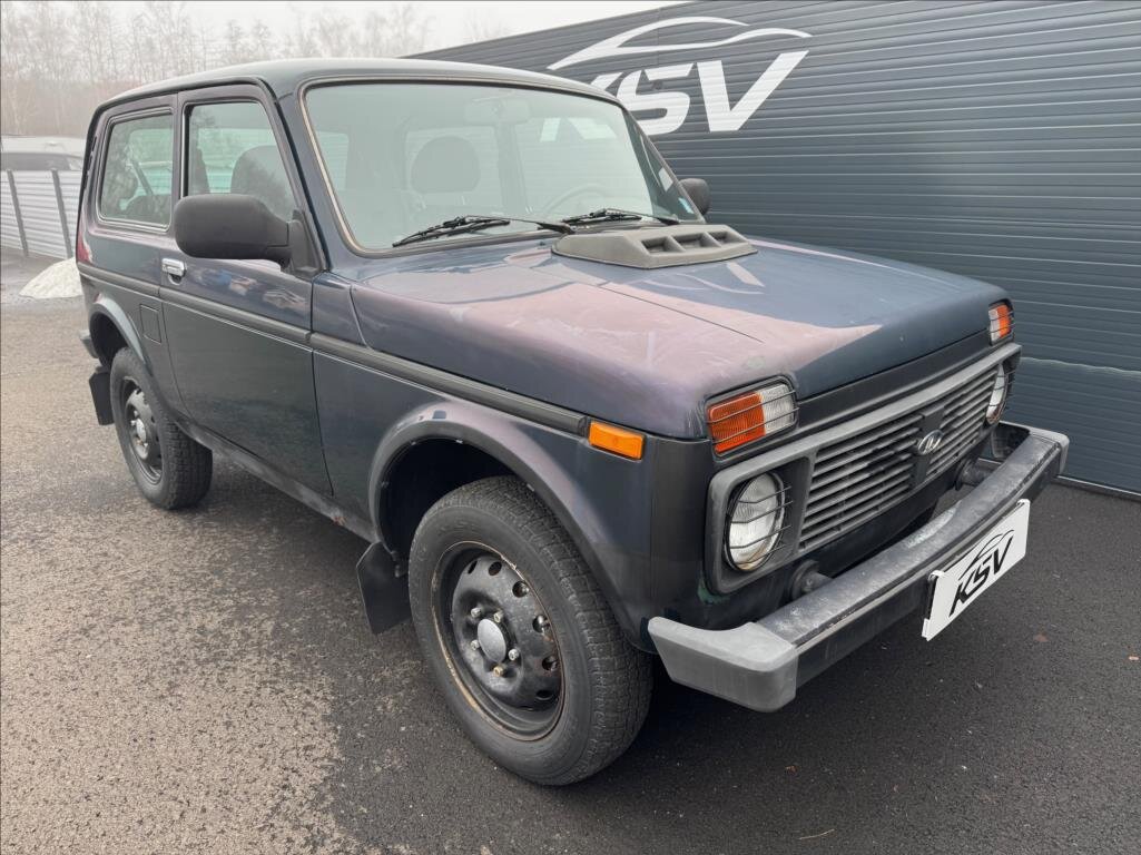 Lada Niva SUV / Terénní 1,7 l 61 kw