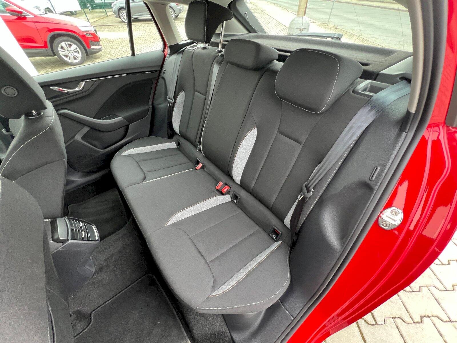 Škoda Scala Hatchback 1,0 l 85 kw