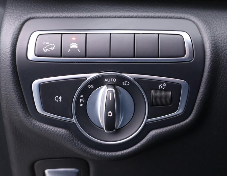 Mercedes-Benz Třídy V Kombi 2,1 l 140 kw