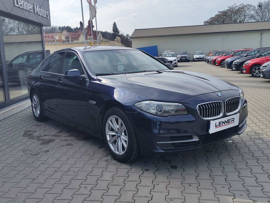 BMW Řada 5 Sedan / Limuzína 2,0 l 140 kw