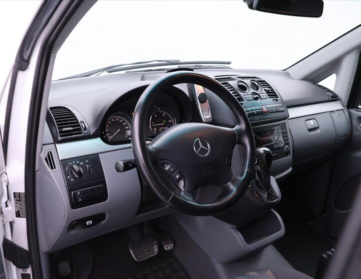Mercedes-Benz Vito Kombi 3,0 l 150 kw