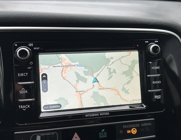 Mitsubishi Outlander SUV 2,0 l 110 kw