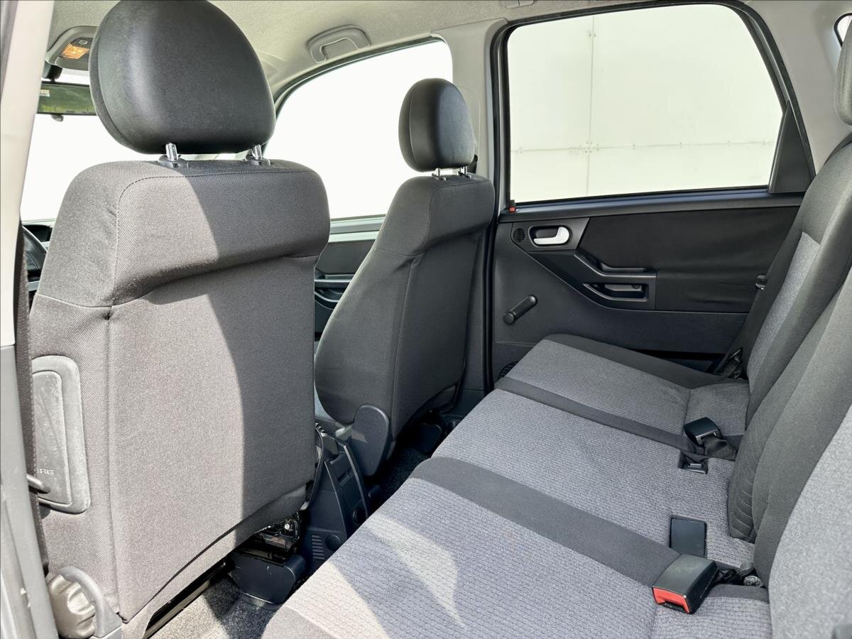 Opel Meriva MPV 1,6 l 74 kw