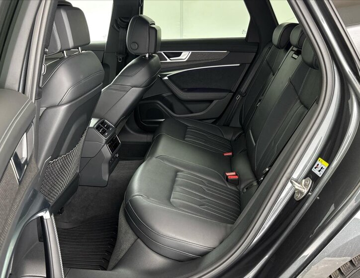 Audi S6 Kombi 3,0 l 253 kw