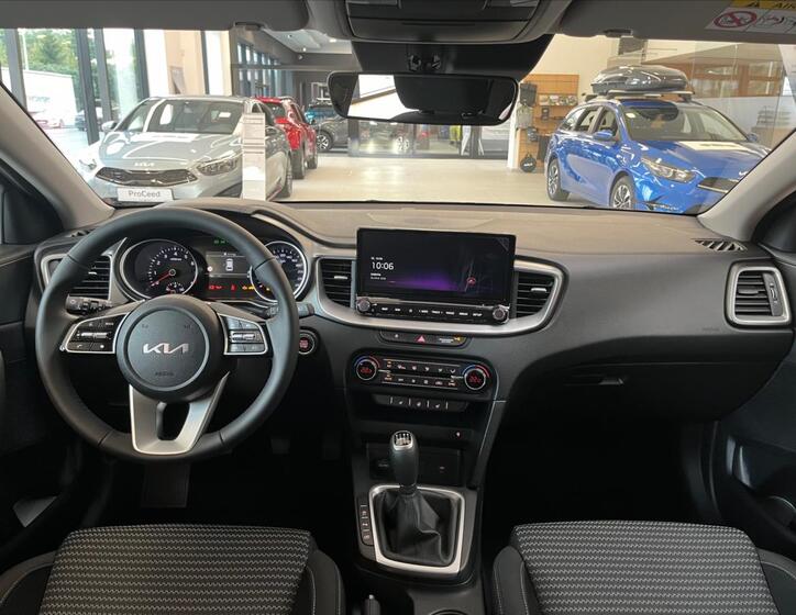 KIA Ceed 10