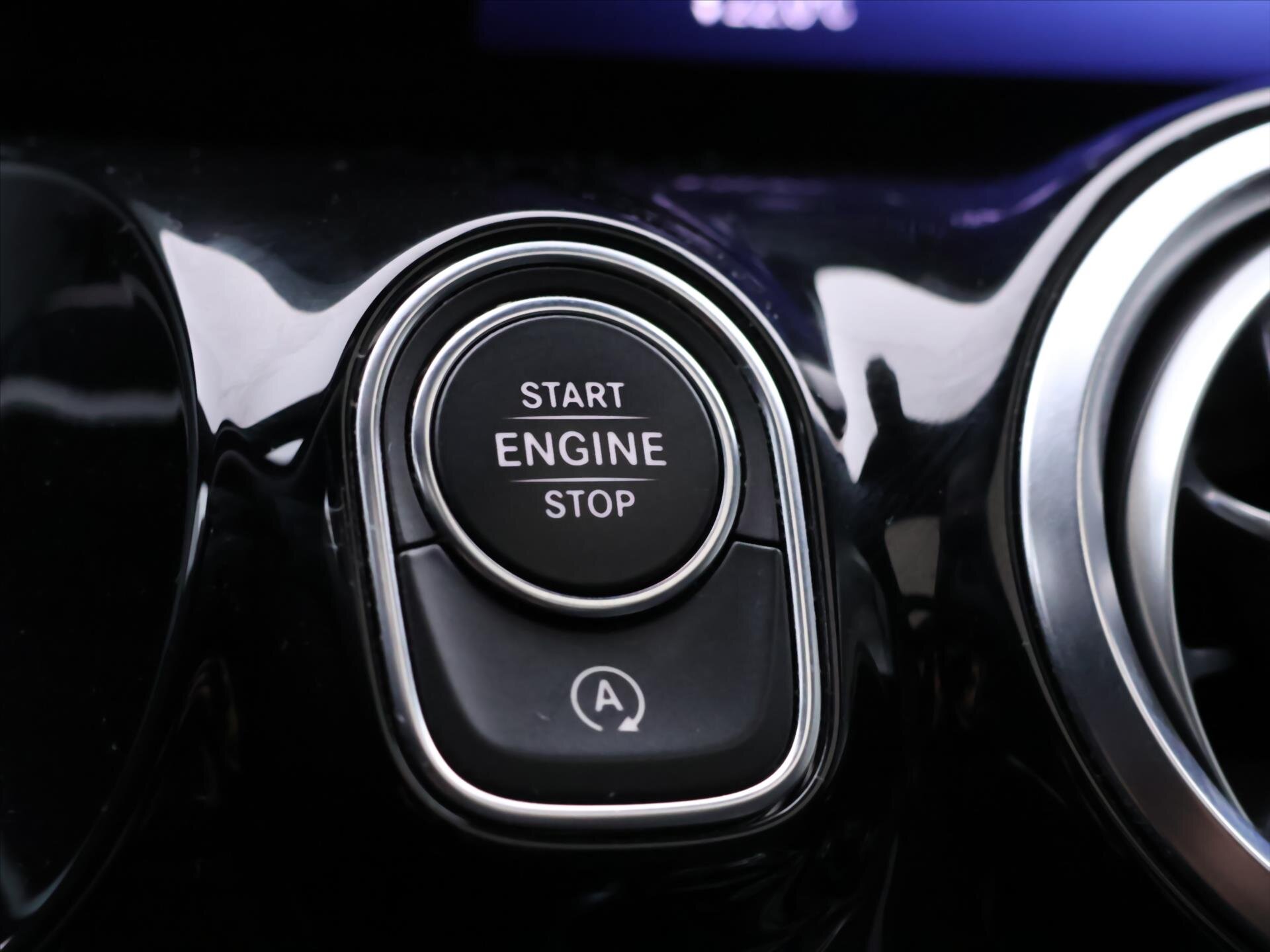 Mercedes-Benz GLA SUV / Terénní 2,0 l 165 kw