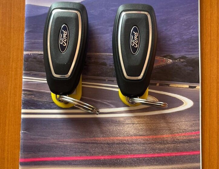 Ford Kuga SUV 2,5 l 140 kw