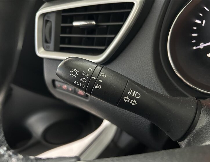 Nissan X-Trail SUV / Terénní 2,0 l 130 kw