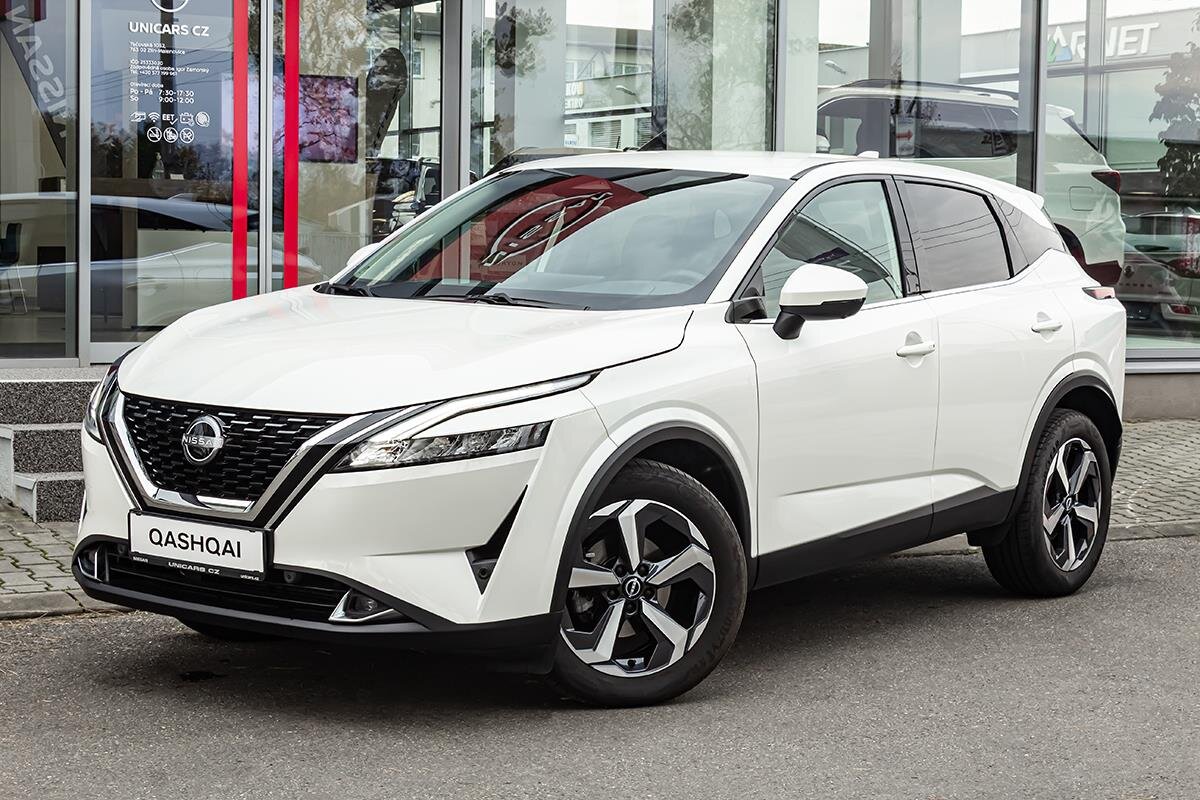Nissan Qashqai SUV / Terénní 1,3 l 116 kw