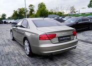 Audi A8 4