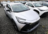 Toyota C-HR SUV 1,8 l 103 kw