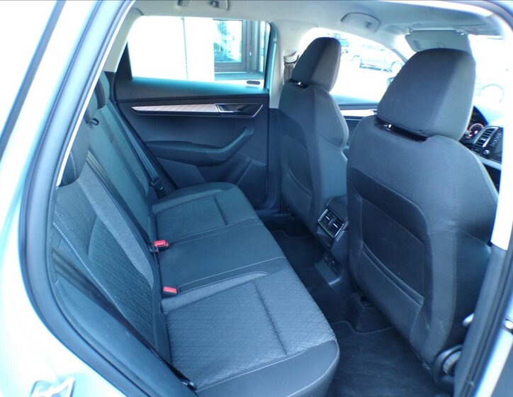 Škoda Karoq Kombi 1,5 l 110 kw