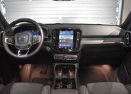 Volvo XC40 13