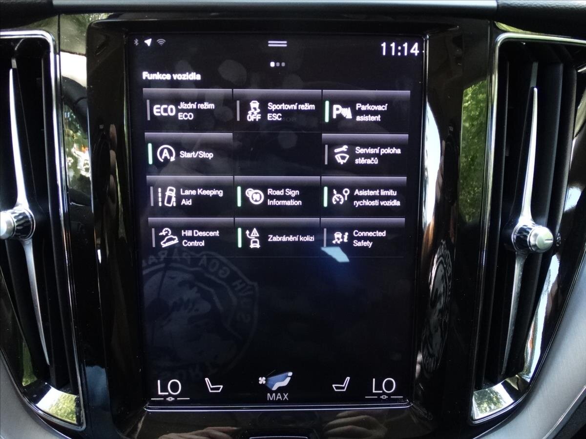 Volvo XC60 SUV / Terénní 2,0 l 110 kw