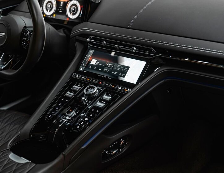 Aston Martin Ostatní 27