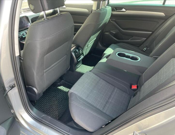 Volkswagen Passat 13