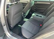 Volkswagen Passat 13