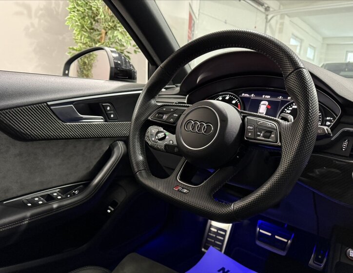 Audi RS 4 Kombi 2,9 l 331 kw