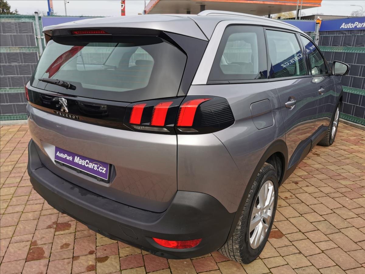 Peugeot 5008 MPV 1,5 l 96 kw