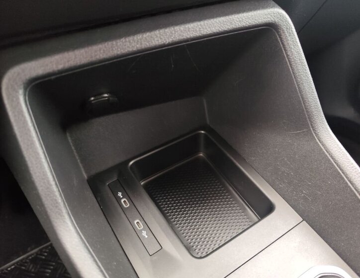 Volkswagen Caddy Pick-up 2,0 l 75 kw