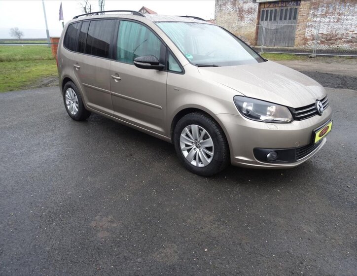 Volkswagen Touran 2