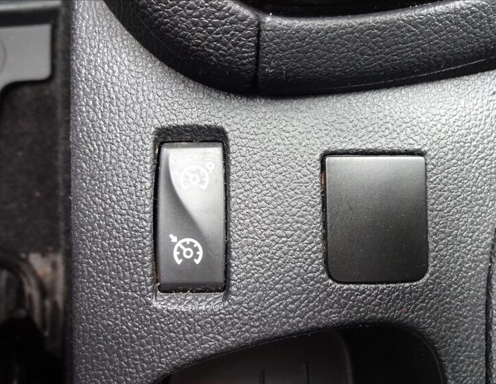 Renault Clio Kombi 1,1 l 54 kw