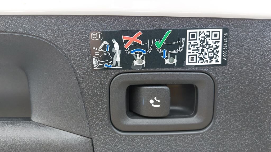 Mercedes-Benz CLA Kombi 1,3 l 120 kw