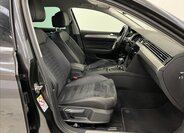 Volkswagen Passat Sedan / Limuzína 1,5 l 110 kw