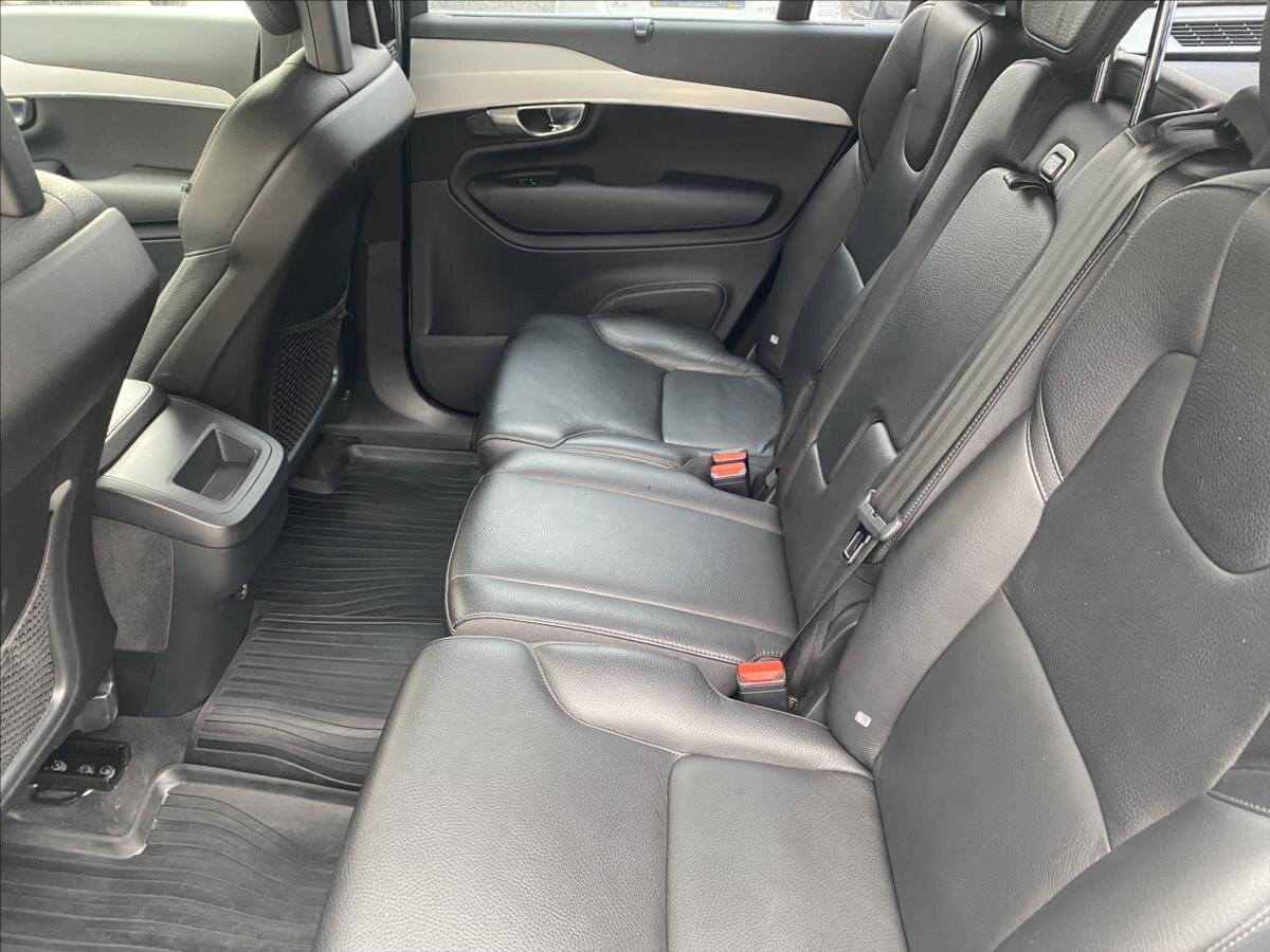 Volvo XC90 SUV / Terénní 2,0 l 173 kw