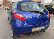 Mazda 2 8