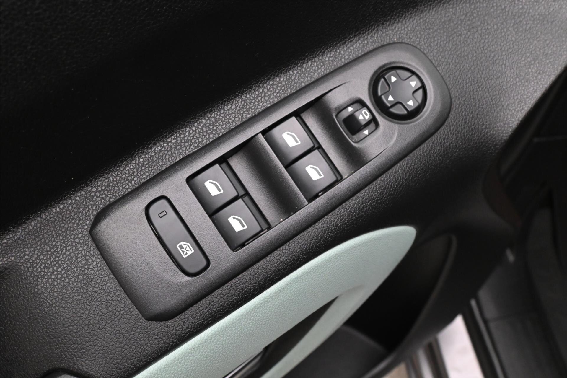 Citroën Berlingo MPV 1,5 l 96 kw