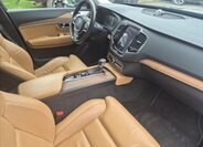 Volvo XC90 SUV / Terénní 2,0 l 165 kw